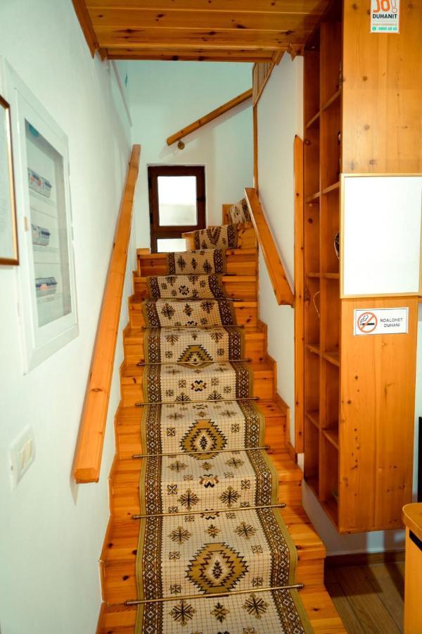 Gjirokastër Hotel Domino מראה חיצוני תמונה